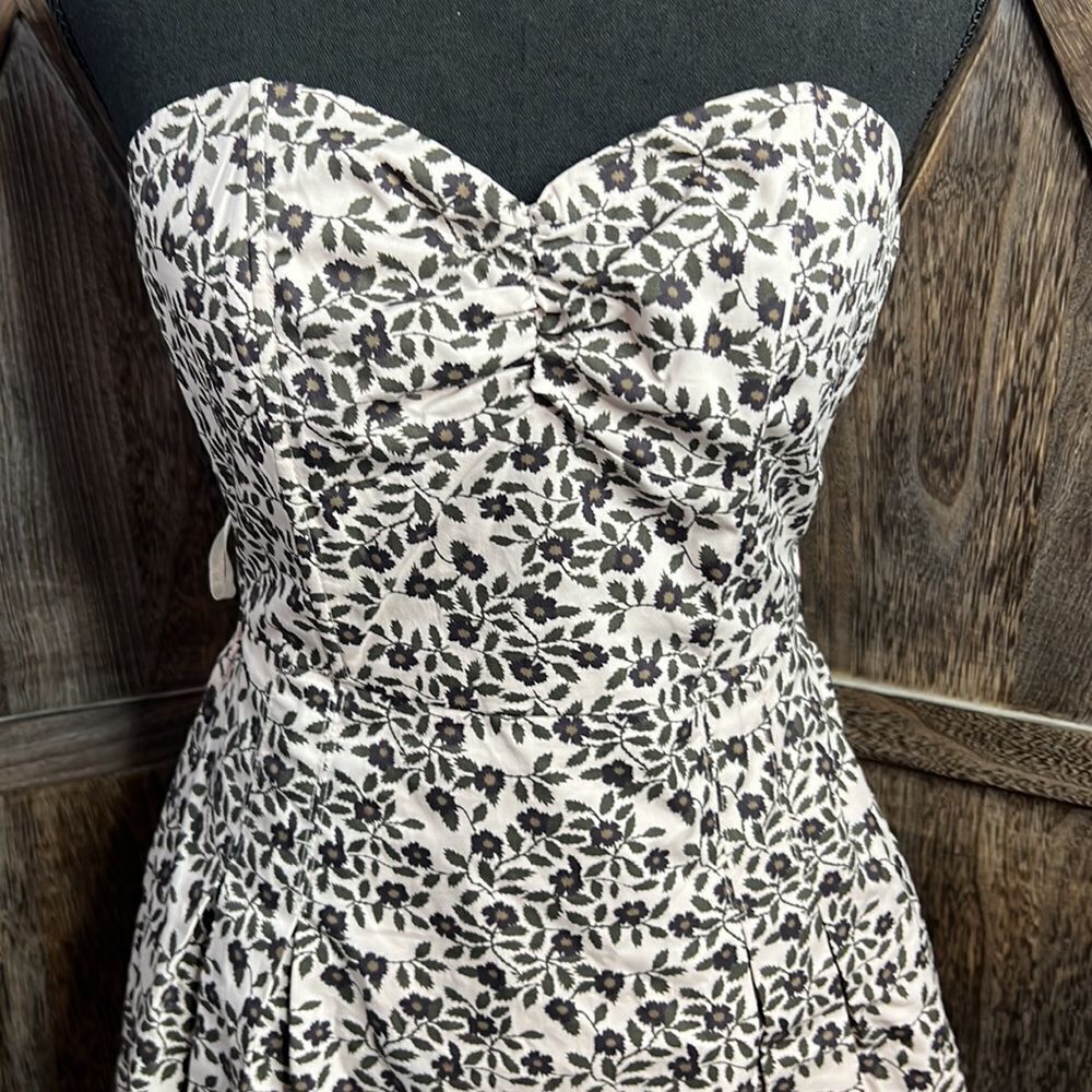 Boutique strapless mini dress NWT - Picture 2 of 10